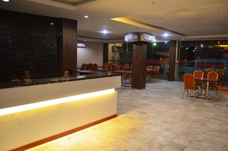 Hotel Mustika Senen Джакарта Экстерьер фото